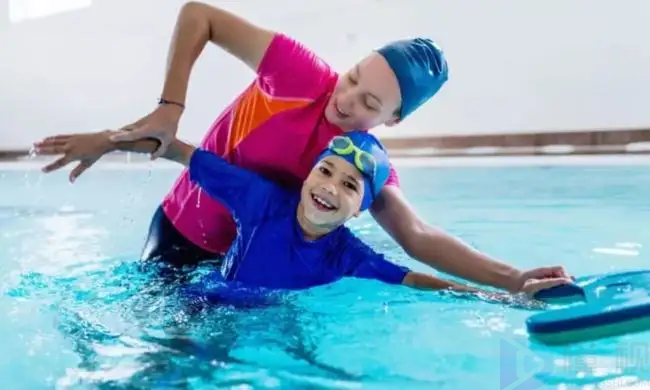 考遊泳教練怎麽考取(圖(tú)1)