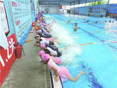 肇慶56所學校入選廣東省(shěng)體育項目(mù)推廣名單 讓學生動起來 這些學校有“妙方”(圖1)